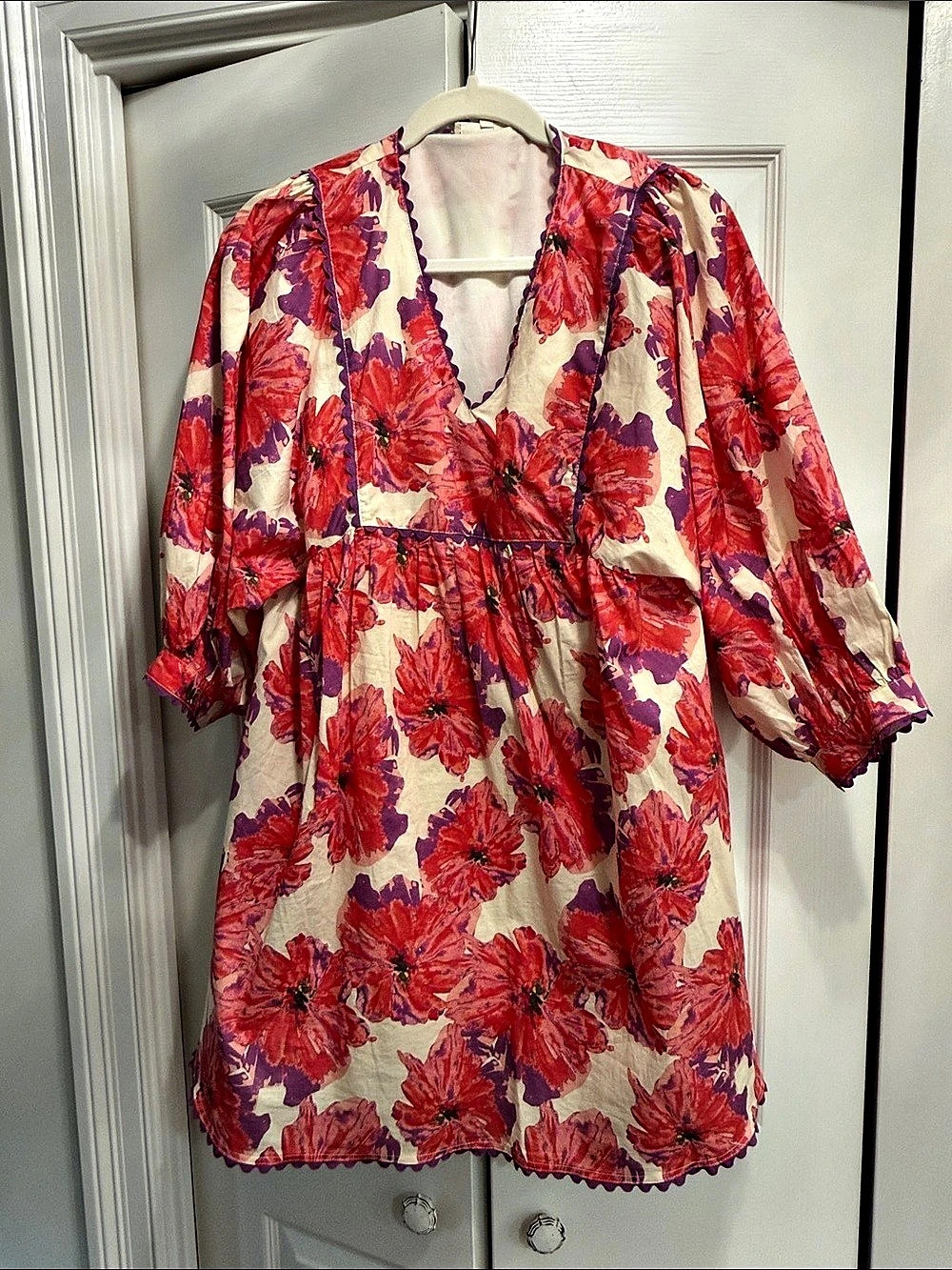 Mini Dress with Scallop Embroidery Red & Purple